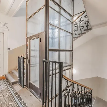아파트 Private Room, Ac, W Kitchen